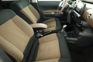 Citroen C4 Cactus Crossover 1.2 PureTech 82KM 2015 Citroen C4 Cactus 1.2 PureTech, Salon Polska, zdjęcie 6