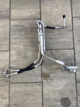 BMW I8 TRUBKA 64509353259