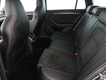 Skoda Superb III Kombi Facelifting 2.0 TDI SCR 200KM 2023 Skoda Superb Sportline ! Podgrzewane Fotele ! Temp, zdjęcie 7