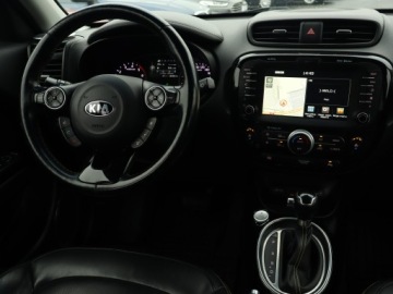 Kia Soul II 1.6 VGT CRDi 128KM 2015 Kia Soul 1.6 CRDI, Automat, Skóra, Navi, Klima, zdjęcie 6