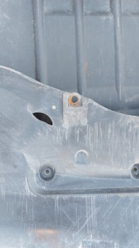 Нижняя крышка двигателя в сборе (повреждена) Chrysler