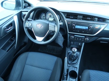 Toyota Auris II Hatchback 5d Dual VVT-i 100 99KM 2014 Toyota Auris 1.3 Dual VVT-i, Klima, Klimatronic, zdjęcie 6