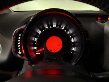 Toyota Aygo II Hatchback 3d Facelifting 1.0 VVT-i 72KM 2019 Toyota Aygo 1.0 VVTi Style X-Play Kamera CarPlay Alu Bdb Stan Gwarancja SSU, zdjęcie 19