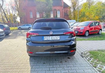 Fiat Tipo II Hatchback Facelifting 1.6 MultiJet 130KM 2022 Fiat Tipo Fiat Tipo 1.6 MultiJet 1.6 Diesel 130KM, zdjęcie 7