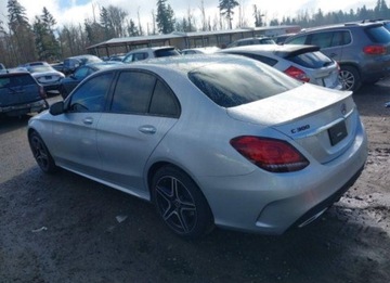 Mercedes Klasa C W206 2021 Mercedes-Benz Klasa C 2021, 2.0L, 4x4, od ubezpieczalni, zdjęcie 6