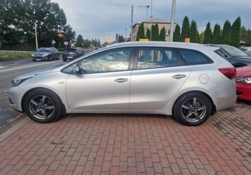 Kia Ceed II Kombi 1.6 GDI 135KM 2014 Kia Ceed 1.6Benzynaniski przebiegBezwypadkowazobacz 1.6 Benzyna 135KM, zdjęcie 7