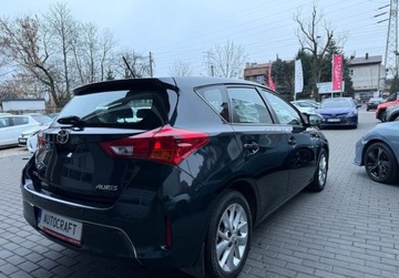 Toyota Auris II Hatchback 5d Dual VVT-i 100 99KM 2013 Toyota Auris Salon Polska, Serwis ASO, KameraCzujniki parkowania 1.3 99KM, zdjęcie 28