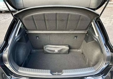 Seat Leon IV Hatchback 1.5 EcoTSI 150KM 2024 Seat Leon Sportstourer Style Pakiety, Wirtualny kokpit, Podgrzewane fotele, zdjęcie 9