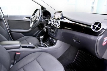 Mercedes Klasa B W246 Sports Tourer 180 BlueEFFICIENCY 122KM 2013 Mercedes B 180 Navi/6 Biegów/Parktronic/, zdjęcie 9