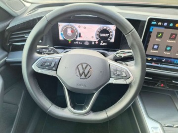 Volkswagen Passat B8 Variant Facelifting 2.0 TDI SCR 150KM 2025 Volkswagen Passat serwis ASO 2.0TDI 150KM bezwypadkow gwarancja pakiety ka, zdjęcie 23