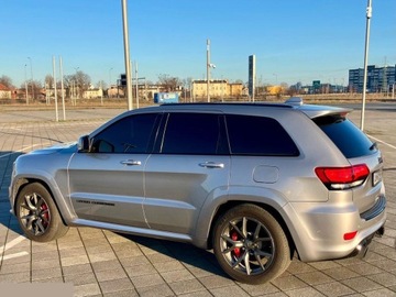 Jeep Grand Cherokee IV 2013 Jeep Grand Cherokee 6.4 V8 SRT8 Benzyna 468KM 4x4 2013r Niski przebieg, zdjęcie 12