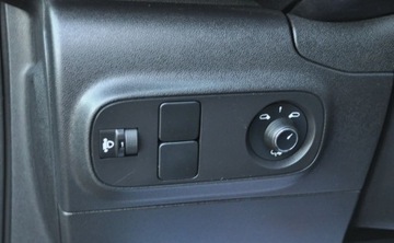 Citroen C3 III Hatchback 1.2 PureTech 110KM 2020 Citroen C3 C-SERIES Benzyna Klimatyzacja LED 1.2 Benzyna 110KM, zdjęcie 19