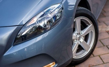 Volvo V40 II Hatchback 2.0 T2 DRIVE-E 122KM 2016 Volvo V40 Volvo V40 T2 Drive-E Kinetic 2.0 Benzyna 122KM, zdjęcie 7