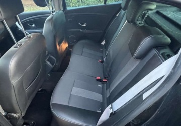 Renault Megane III Hatchback 1.4 16v TCe 130KM 2011 Renault Megane Renault Megane III 1,4TCE 130 km wersja Bose Bezwypadkowa, zdjęcie 7