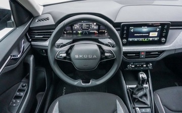 Skoda Kamiq Crossover Facelifting 1.0 TSI 115KM 2025 Skoda Kamiq 1,0 TSI 115 KM Benzyna 116KM, zdjęcie 10