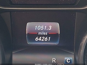 Mercedes CLA C117 2017 Mercedes-Benz CLA 2017 r., 2,0L 250 4MATIC 2.0 Benzyna 208KM, zdjęcie 7