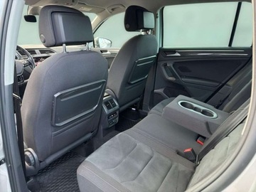 Volkswagen Tiguan II SUV 2.0 TSI 190KM 2019 Volkswagen Tiguan 190 KM 4Motion R-Line LED TOP Virtual Pakiety Salon, zdjęcie 21