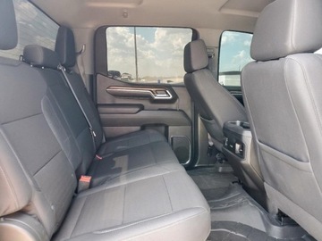 Chevrolet Silverado II 2024 Chevrolet Silverado C1500 Rst 2024 5.3l 5.3 Benzyna 355KM, zdjęcie 10