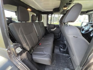 Jeep Wrangler III Unlimited Facelifting 2.8 CRD 200KM 2017 JEEP WRANGLER III Rubicon UNLIMITED 2.8l diesel 200KM Salon PL Bezwypadkowy, zdjęcie 25