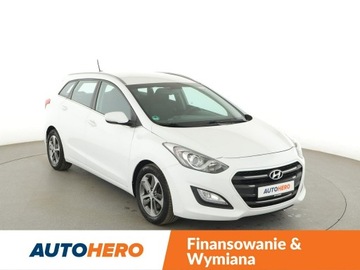 Hyundai i30 II Wagon Facelifting 1.6 CRDi 136KM 2015 Hyundai i30 1.6 CRDi Blue Klimatronik Nawigacja, zdjęcie 9