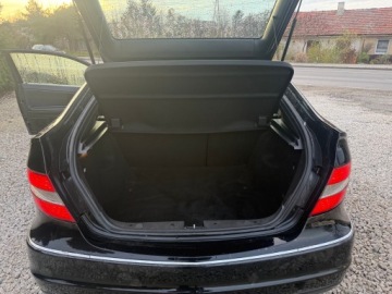 Mercedes CLC 1.8 (180 Kompressor) 143KM 2009 MERCEDES CLC COUPE Doinwestowany Nowy Rozrzad Nowe Tarcze i Klocki, zdjęcie 32