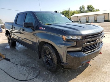 Chevrolet Silverado II 2020 Chevrolet Silverado 2020 CHEVROLET SILVERADO K1500 LT TRAIL BOSS 5.3 355KM, zdjęcie 3