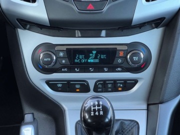 Ford Focus III Kombi 1.0 EcoBoost 100KM 2012 Ford Focus 1.0 Benz Zadbany Nowy rozrzad Benzyna 100KM, zdjęcie 17