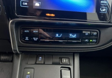 Toyota Auris II 2017 Toyota Auris 1.8 Hybryda Klimatyzacja Nawigacja Kamera 1.8 Hybryda 99KM, zdjęcie 14