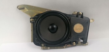 GŁOSNIK ACTIVE BASS W BOCZEK DRZWI PRAWY MERCEDES W124 1248202002