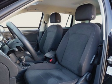 Volkswagen Tiguan II SUV Facelifting 1.5 TSI 150KM 2023 Volkswagen Tiguan 1.5TSI 150KM Elegance SalonPL SerwisASO Acc Virtual Matr, zdjęcie 8