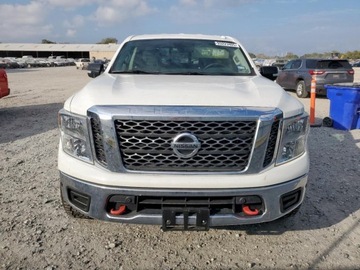 Nissan Titan 2018 Nissan Titan Sv 2018 5.6 Benzyna 390KM, zdjęcie 5