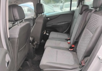 Opel Zafira C Tourer 2.0 CDTI ECOTEC 130KM 2012 Opel Zafira 2012r, 2.0 CDTI. Uszkodzony boki. 2.0 Diesel 130KM, zdjęcie 8