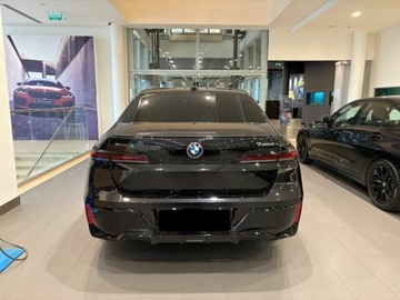 BMW Seria 7 G70 Sedan 3.0 40d 299KM 2025 BMW Seria 7 740d xDrive Sport Sedan 3.0 (299KM) 2025, zdjęcie 2