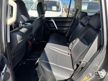 Toyota Land Cruiser VI MPV Faceliting 2.8 D-4D 177KM 2016 Toyota Land Cruiser LC 2.8 D-4D Invincible VI (201, zdjęcie 11