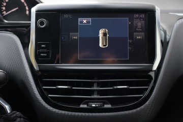 Peugeot 208 I Hatchback 5d Facelifting 1.2 PureTech 110KM 2016 Peugeot 208 1.2 PureTech, Salon Polska, zdjęcie 15