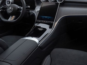 Mercedes GLC C254/X254 Coupe 2.0 200 204KM 2025 GLC Coupe 200 4-Matic AMG Line 2.0 (204KM) 2025, zdjęcie 9