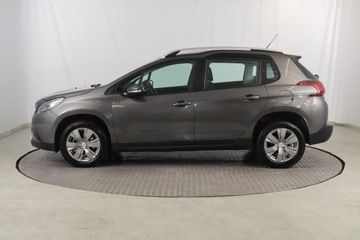 Peugeot 2008 I SUV Facelifting 1.2 PureTech 110KM 2019 Peugeot 2008 1.2 PureTech, Salon Polska, zdjęcie 2