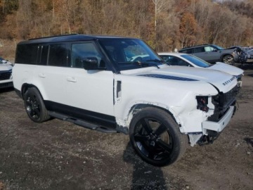 Land Rover Defender IV (L663) 2025 Land Rover Defender 130 X-Dynamic SE 2025 3.0l 3.0 Benzyna 395KM, zdjęcie 4