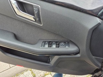 Mercedes Klasa E W212 Kombi 200 CGI BlueEFFICIENCY 184KM 2010 MERCEDES BENZ E KLASA E 200 CGI, zdjęcie 14