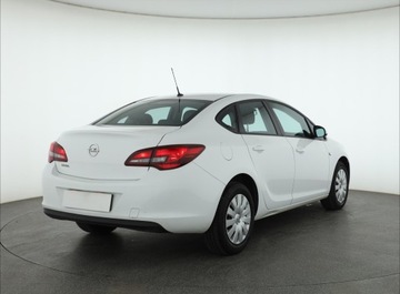 Opel Astra J Sedan 1.6 Twinport ECOTEC 115KM 2016 Opel Astra 1.6 16V, Salon Polska, 1. Właściciel, zdjęcie 4