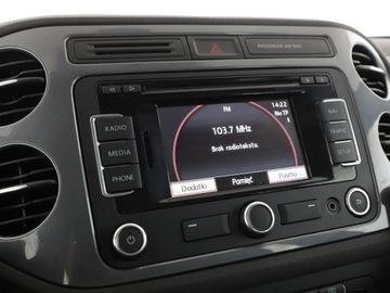 Volkswagen Tiguan I SUV Facelifting 1.4 TSI BlueMotion 122KM 2014 Volkswagen Tiguan navi klima auto grzane fotele, zdjęcie 22