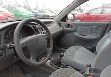 Daewoo Lanos Sedan 1.6 i 16V 106KM 1998 Daewoo Lanos Daewoo Lanos 1.6 Benzyna 106KM, zdjęcie 8
