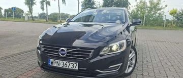 Volvo V60 I 2013 Volvo V60 Volvo V60 D6 AWD Plug-in Hybrid Summum 2.4 Hybryda Plug-in 220KM, zdjęcie 23