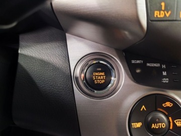 Toyota RAV4 III MPV 2.0 i 16V 152KM 2006 Toyota Rav 4 2.0 benzyna, 105 tys km, Pełny serwis, zdjęcie 17