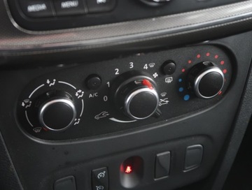 Dacia Logan II Sedan Facelifting 0.9 TCe 90KM 2018 Dacia Sandero 0.9 TCe, Salon Polska, zdjęcie 11