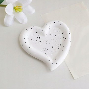 toaletka dekor Black Dot Love