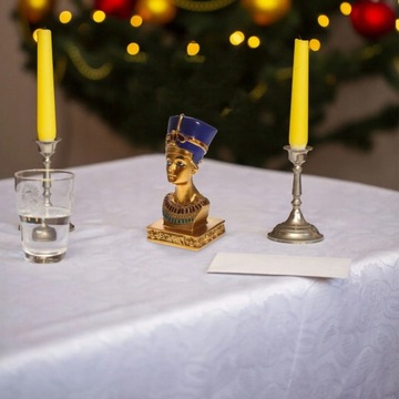 Фигурки египетской царицы