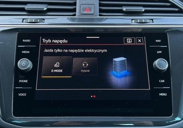 Volkswagen Tiguan II SUV Plug-in 1.4 TSI e-HYBRID 245KM 2022 Volkswagen Tiguan eHybrid Elegance Pakiety, GTE, Masaze, Matrix, ACC, Dig, zdjęcie 33