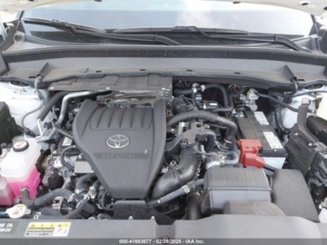 Toyota 2024 Toyota Grand Highlander 2024r., Limited, od ubezpieczalni 2.4 Benzyna 265KM, zdjęcie 11