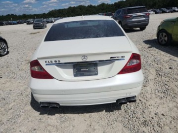 Mercedes CLS W219 2008 Mercedes-Benz CLS 63 AMG 2008 6.2l 6.2 Benzyna 507KM, zdjęcie 2